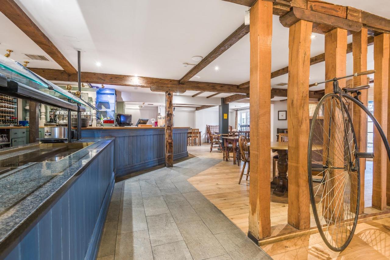 Bed and Breakfast The Walhampton Arms Лимингтон Экстерьер фото